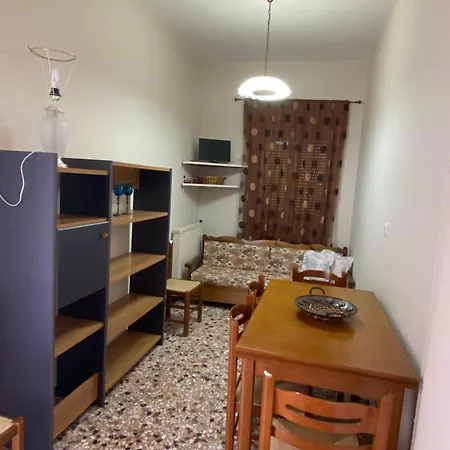 Holiday home Agioi Theodoroi Mirsinochori